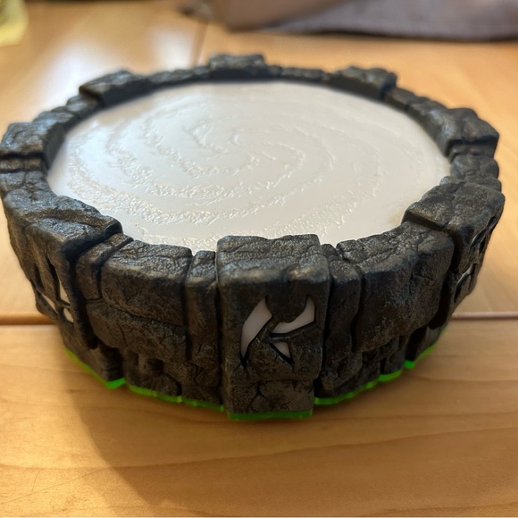 Skylanders Giants Portal of Power for PlayStation PS 3 wireless working - Picture 3 of 6